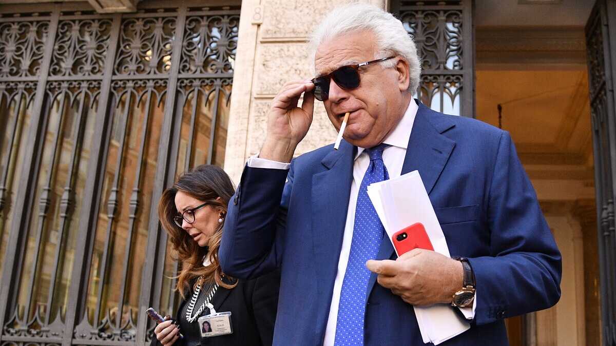 Immagine di Verdini verso il carcere. La brutale conclusione di un accanimento giudiziario