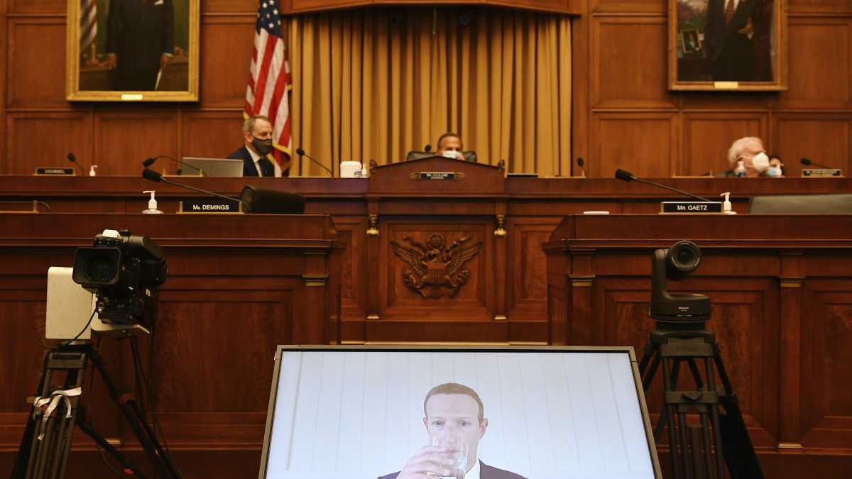 Immagine di Sicuri di spezzare big tech?