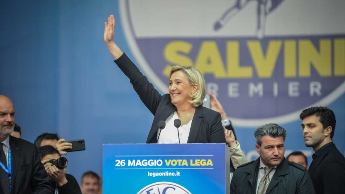 Immagine di "Salvini non tradirà". Intervista a Marine Le Pen