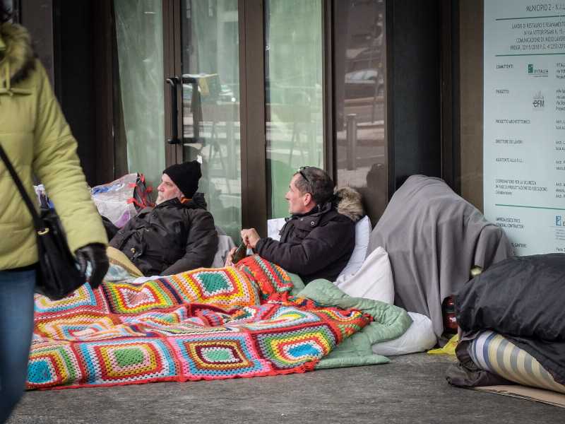 Senzatetto in zona Stazione Centrale a Milano (LaPresse)&nbsp;<br />