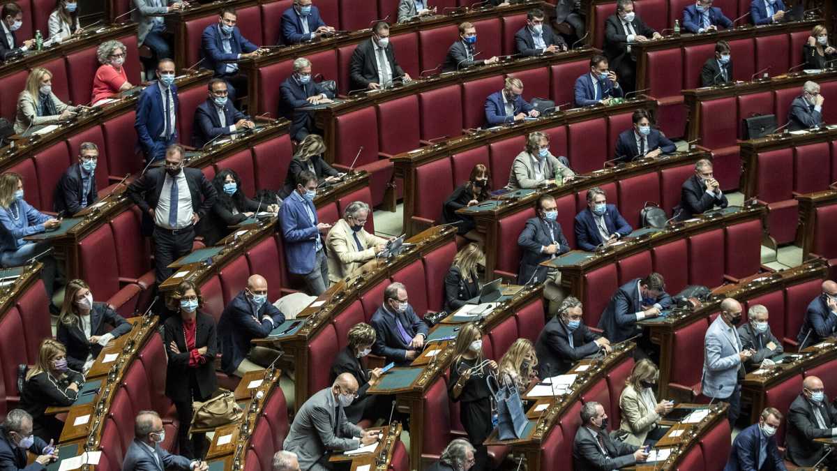 Immagine di Gli scaricabarile della pandemia