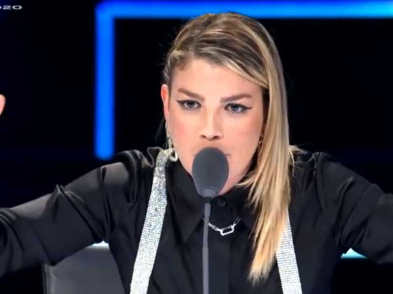 Secondo Live di X Factor. Bravi (quasi) tutti, ma la vera calamita sono i giudici