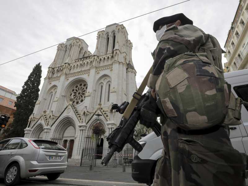 Il Papa parla degli attentati islamisti in Europa