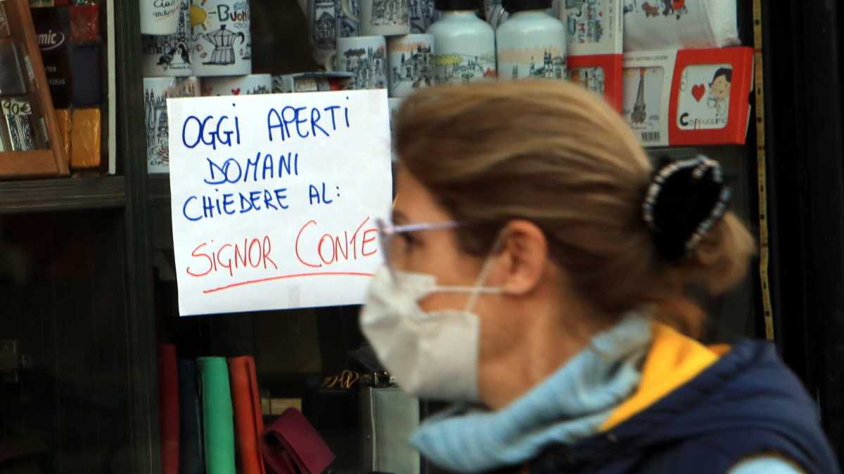 Immagine di Umbria, Abruzzo, Basilicata, Liguria e Toscana in zona arancione. Campania nel mirino