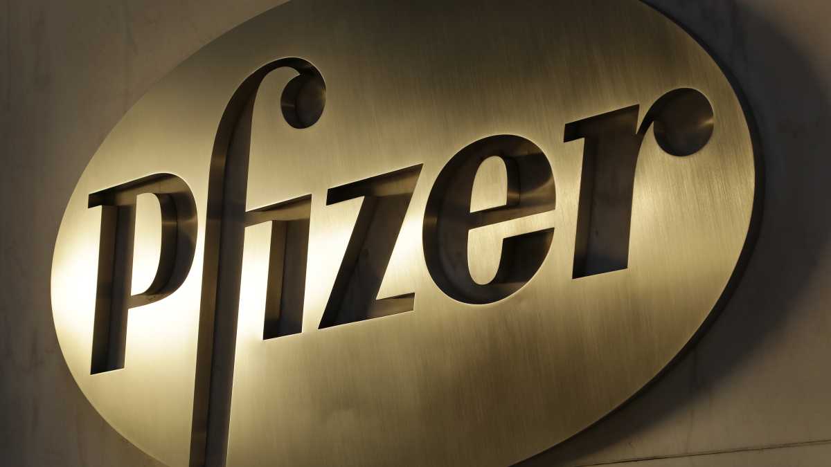 Immagine di Covid, perché l'annuncio del vaccino di Pfizer è diverso da quelli fatti da Putin e Trump