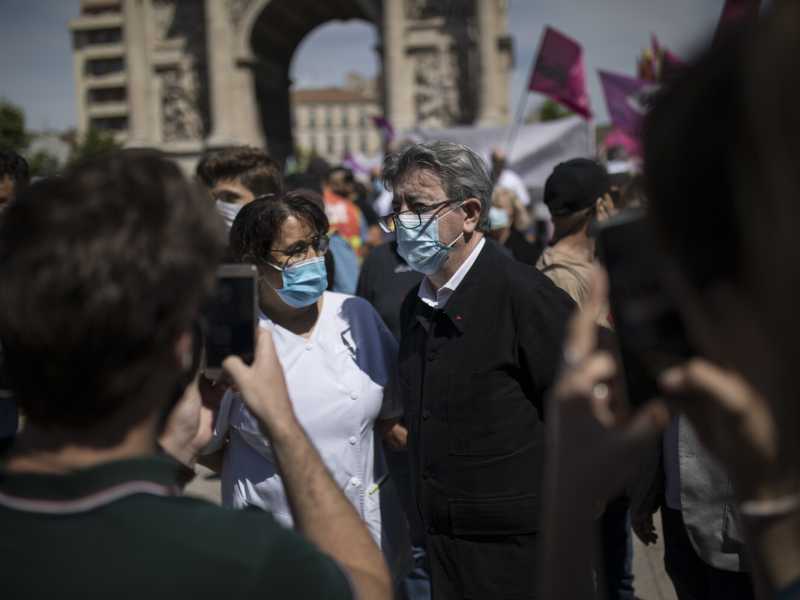 Da Mélenchon a Le Pen. I (vecchi) candidati alle nuove presidenziali in Francia