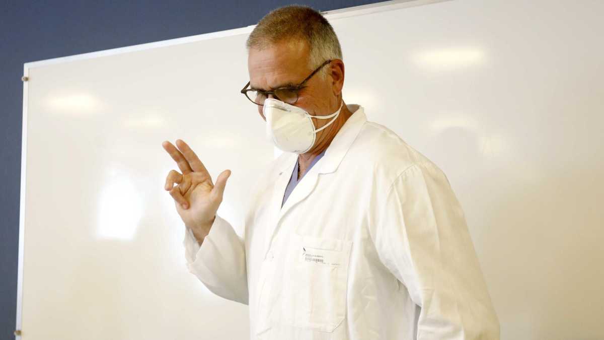 Immagine di "Il virus c'è, ma serve un'assunzione di responsabilità". Parla Alberto Zangrillo