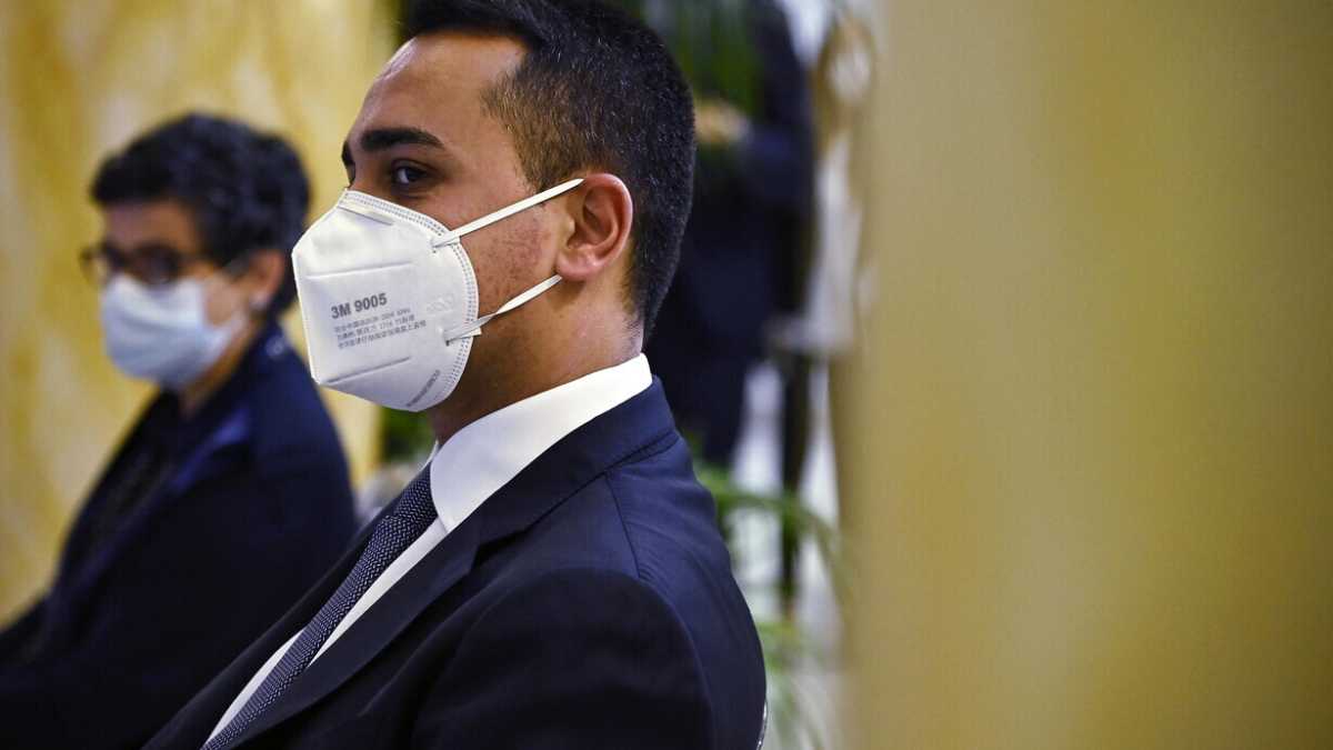 Immagine di Di Maio negli Emirati