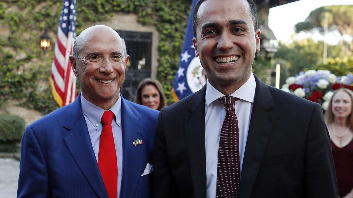Immagine di Biden, la mossa di Di Maio: lunch segreto con l'ambasciatore Eisenberg