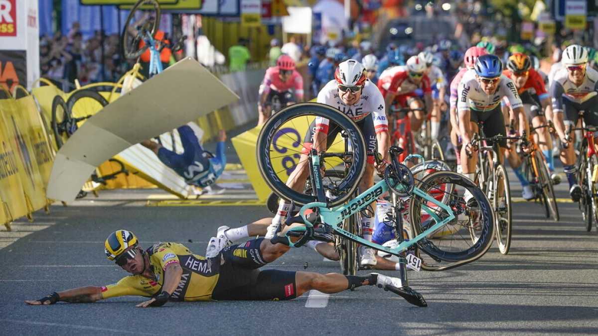 Immagine di Altro che sicurezza. L'Uci si è autoassolta squalificando Groenewegen per nove mesi