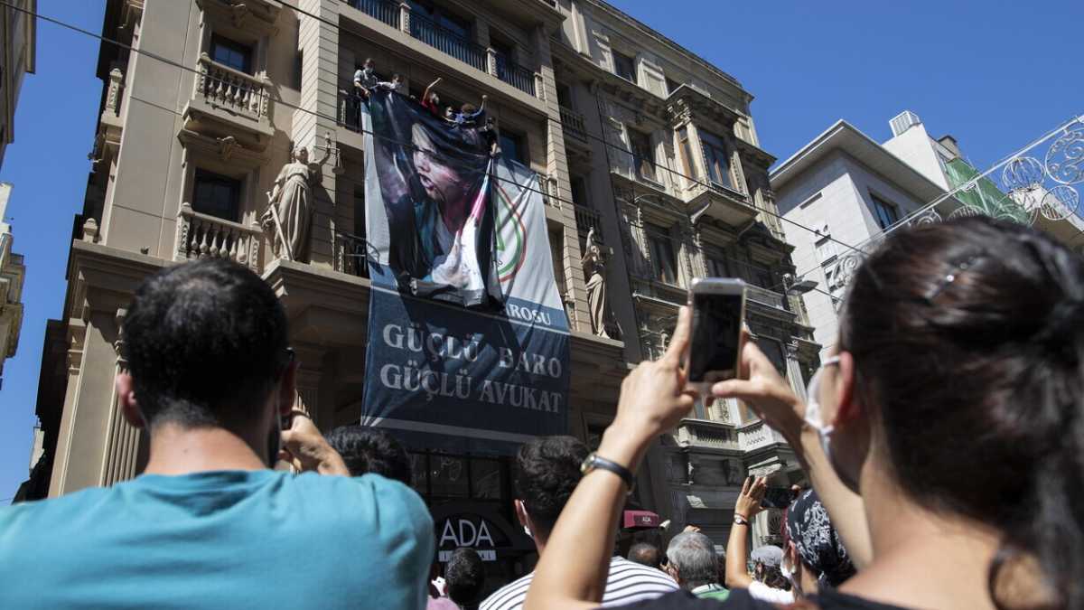 Immagine di Gli avvocati italiani ricordano Ebru Timtik e l'importanza dello stato di diritto