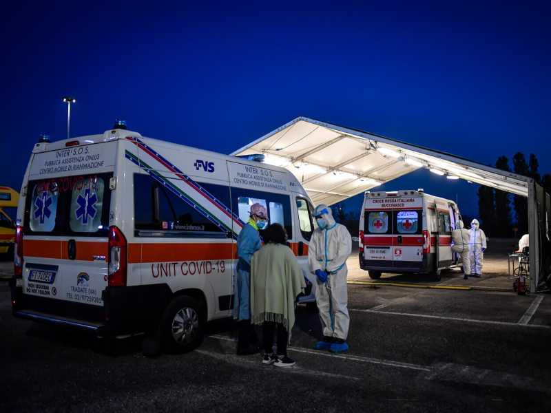 Milano, area tamponi per i pazienti covid allestita dall’Esercito in Via Novara (Claudio Furlan - LaPresse) <br />
