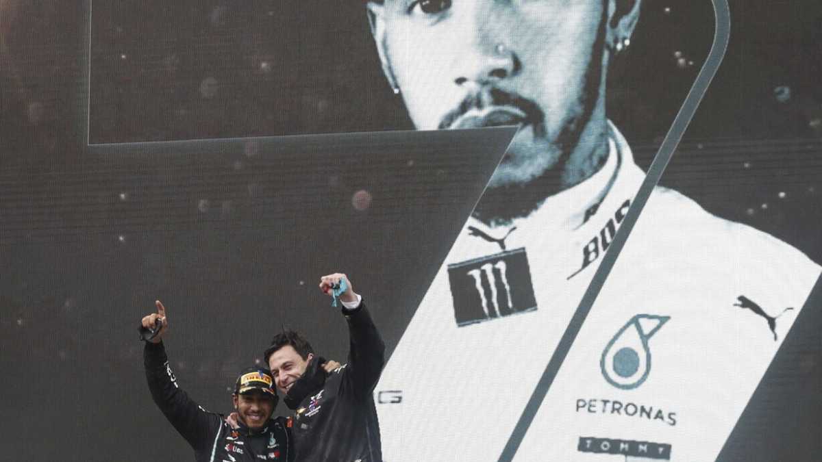 Immagine di Hamilton è pronto per diventare un leader politico