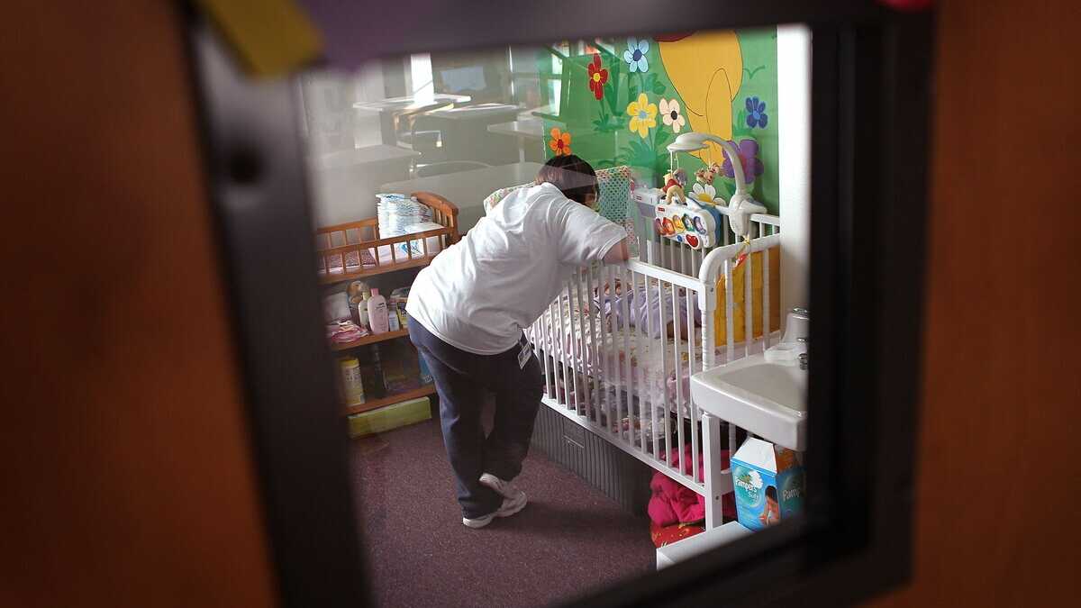 Immagine di Fuori dal carcere i bambini