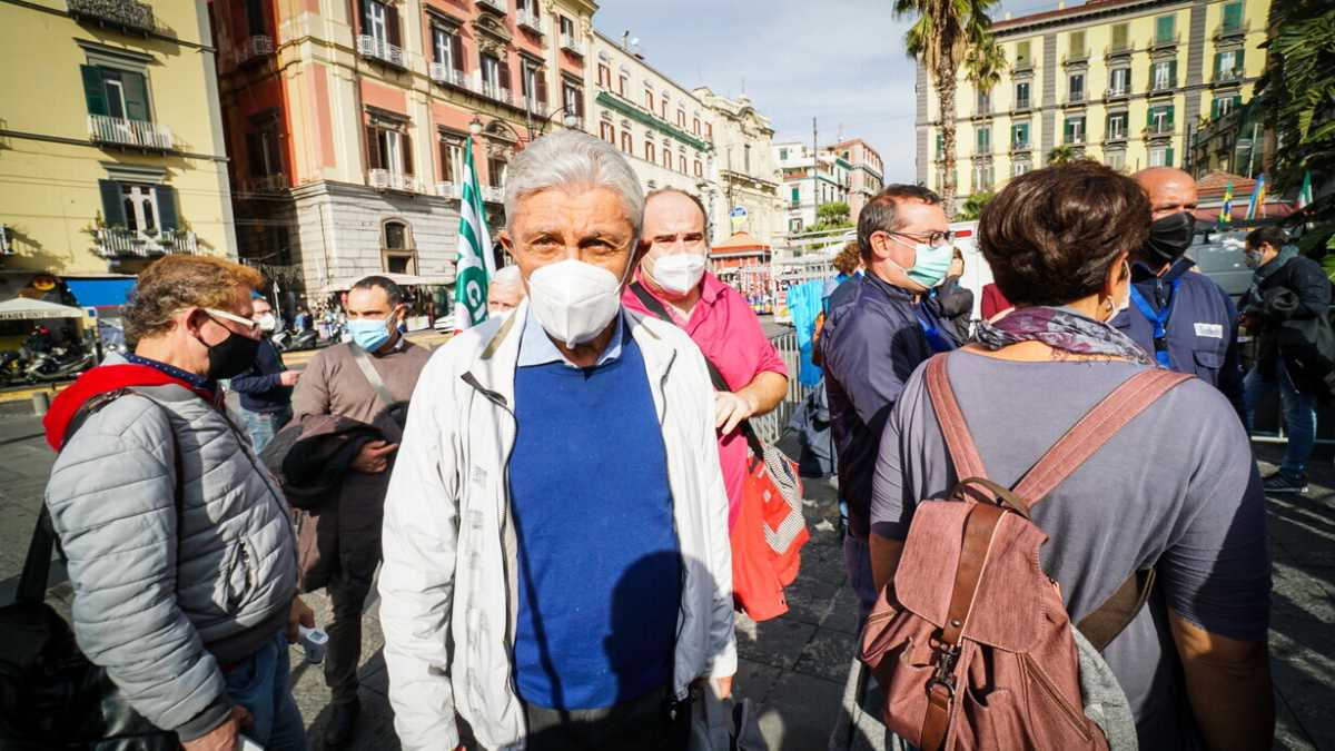 Immagine di Le tre questioni lasciate aperte dall’ennesima assoluzione di Bassolino