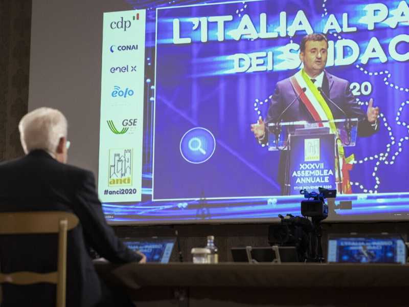 Il realismo di Mattarella sul governo impossibile con Forza Italia