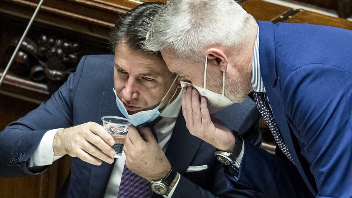 Immagine di Nomine e servizi segreti, il blitz di Conte nella trama delle larghe intese