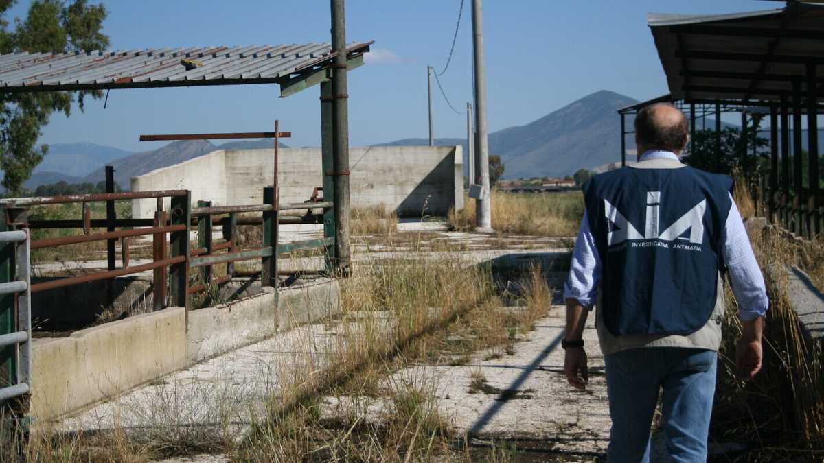 Immagine di Il grande buco nero dei beni sequestrati alla mafia