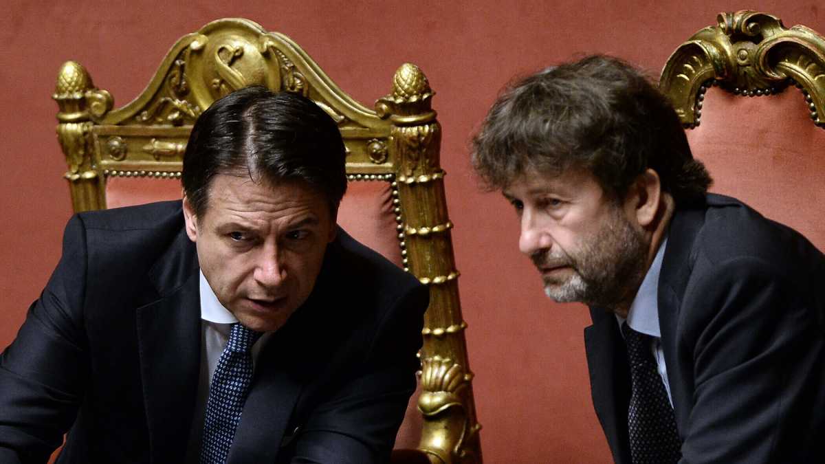 Immagine di Così Conte prova a sabotare le larghe intese col Cav.
