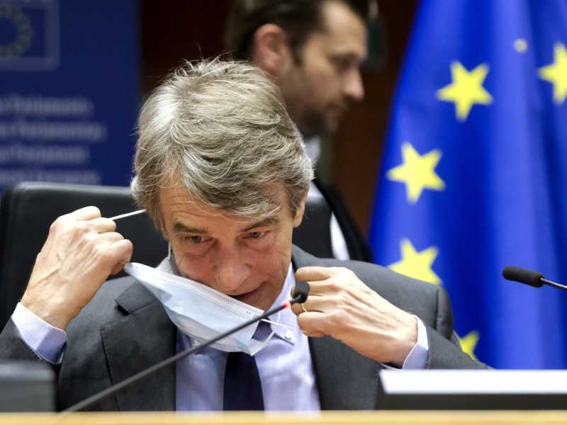 La "sparata" di Sassoli spacca il Pd al governo, in Europa e in segreteria