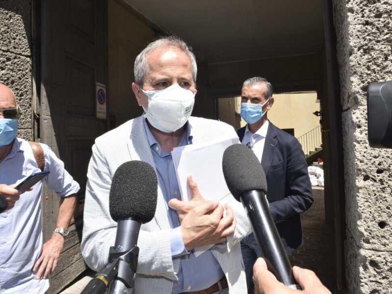 Il cattivo modello Crisanti