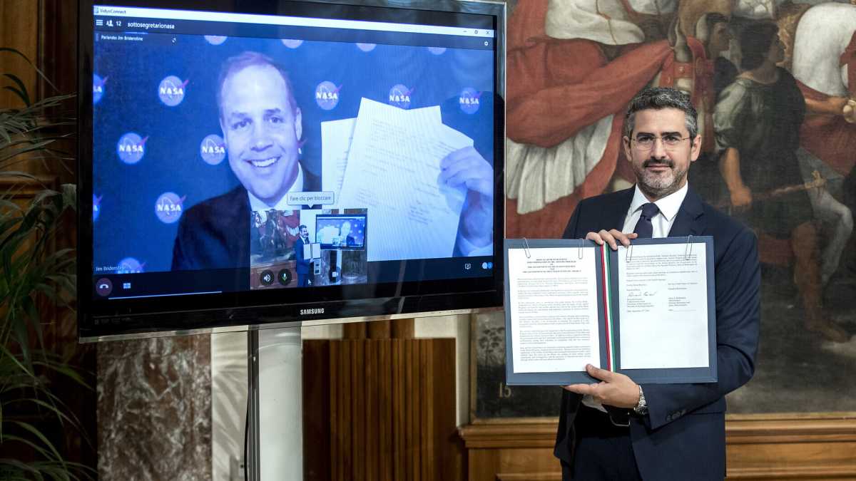 Immagine di Ecco perché nel governo Pd e M5s litigano sull'aerospazio