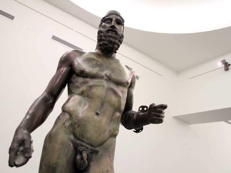 Altro che Kalabristan. Seguire il modello "Bronzi" per guarire la sanità