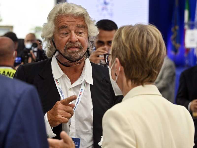 Grillo lavora al gran ritorno in tv nel 2021: "Contatti già avviati per un programma"