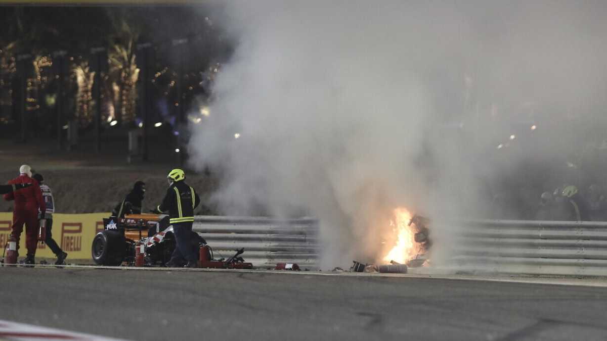 Immagine di Così Grosjean si è salvato dalla sua vettura in fiamme