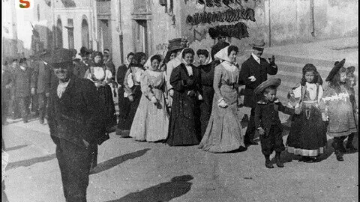 Immagine di Nuoro e l’Italia senza eroi raccontate da Salvatore Satta, intellettuale dimenticato