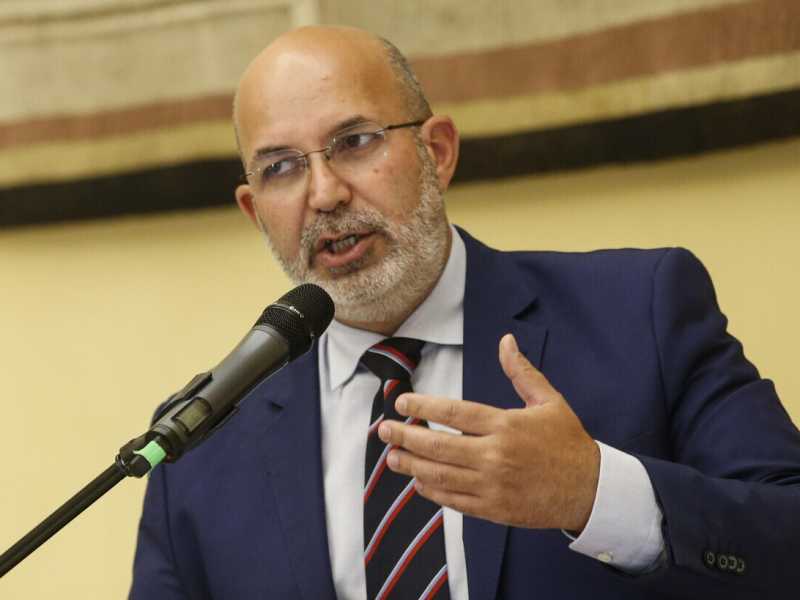 I grillini in Puglia aspettano Godot