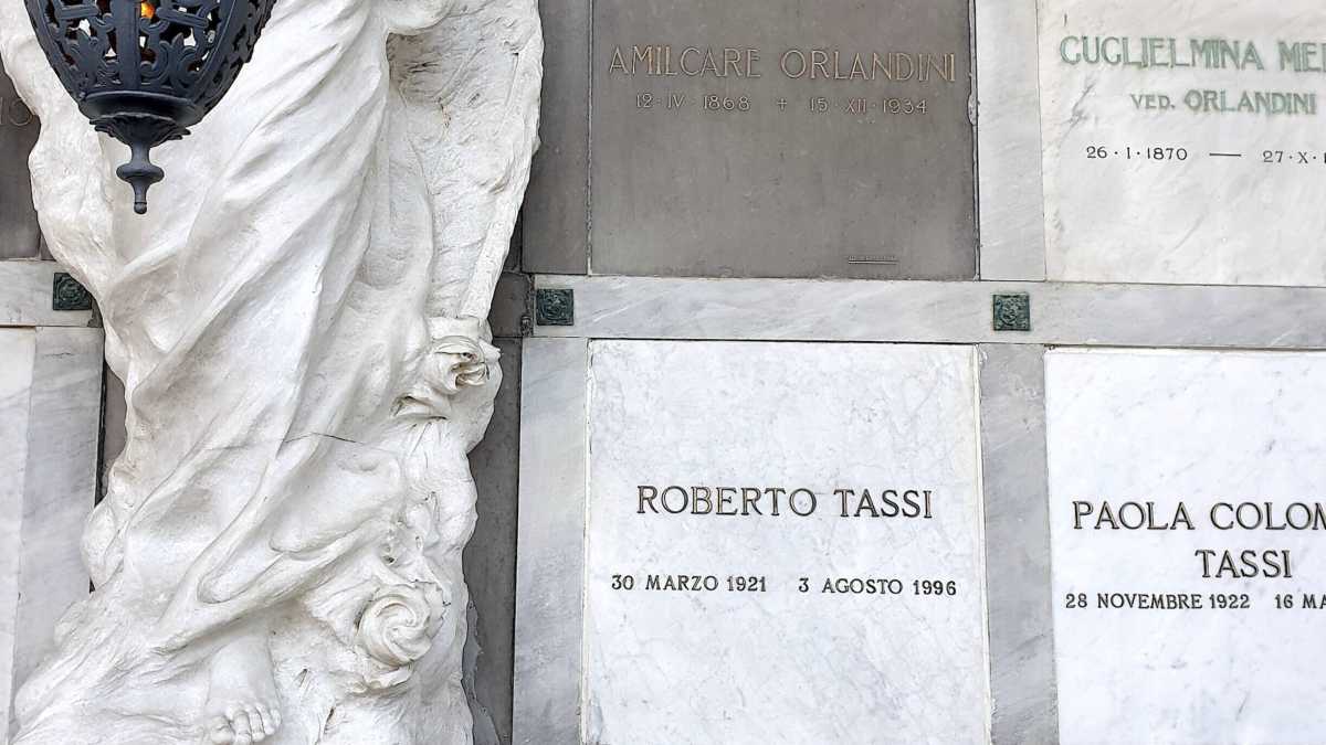 Immagine di Un pomeriggio struggente nel cimitero di Marore