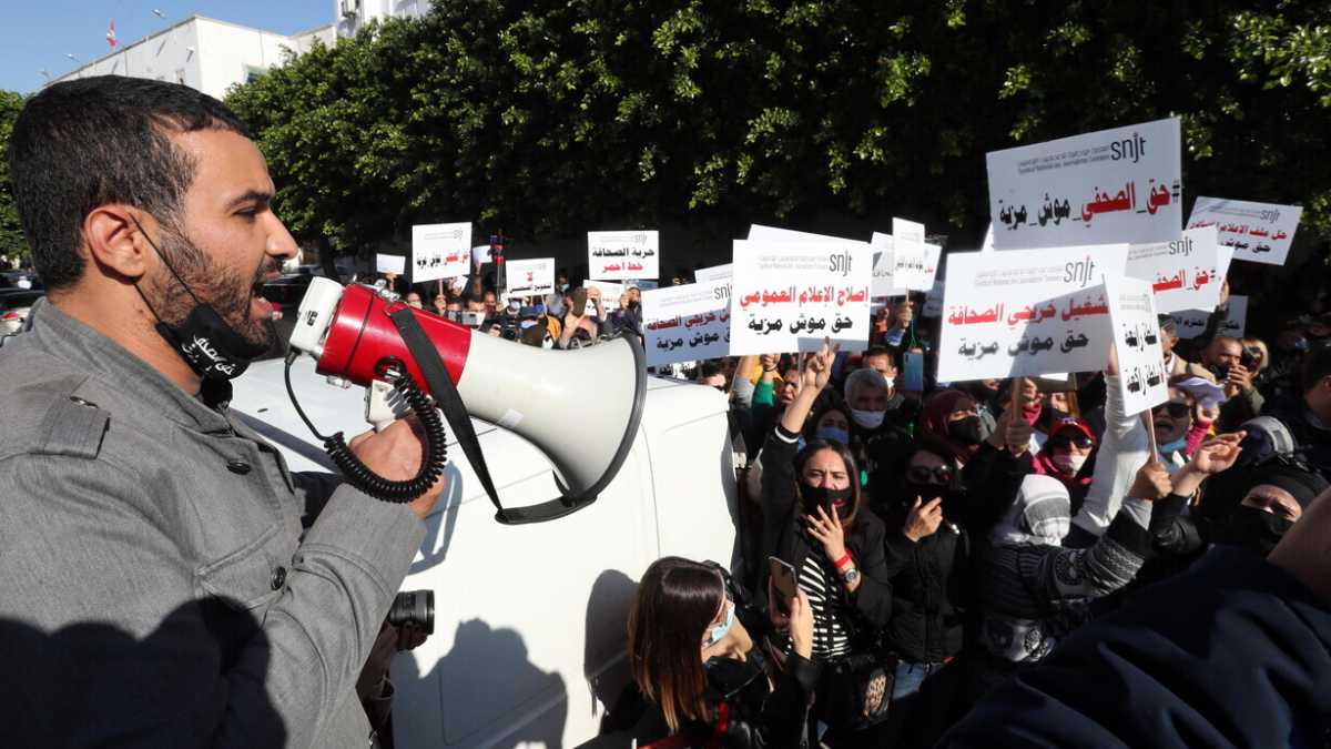 Immagine di Se boicotti, il governo ti guarda. In Tunisia mancano anche le bombole del gas