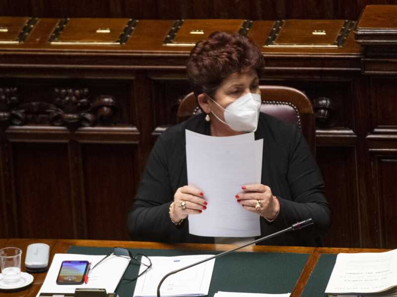Teresa Bellanova: "Attenti! Se il Mes non passa non c'è più maggioranza"