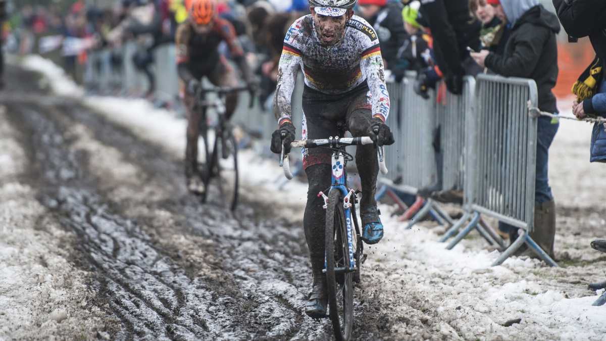 Immagine di Il ciclocross dimezzato