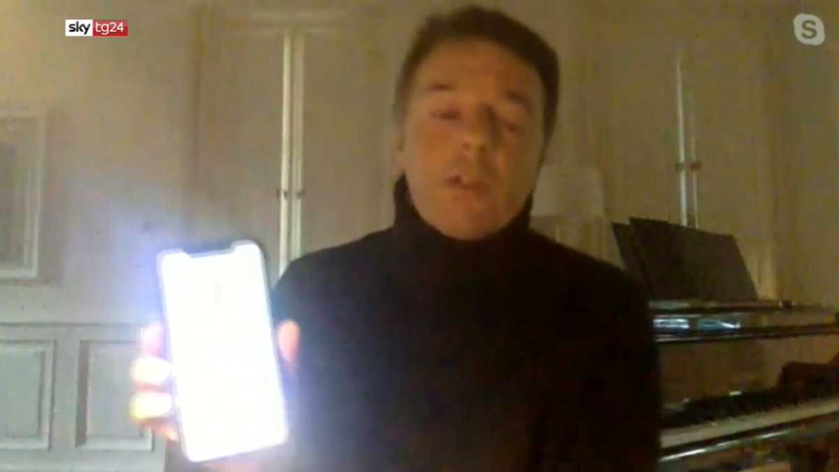 Immagine di Renzi vs Crimi: "Le condizionalità del Mes? Una bufala"