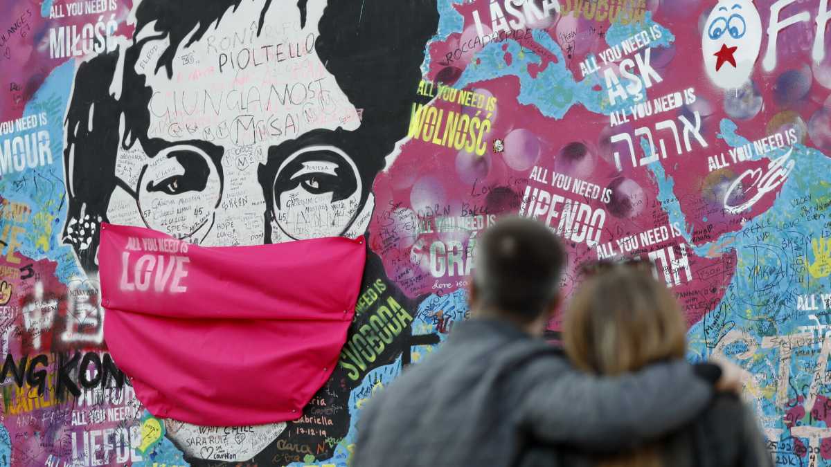 Immagine di Non basta cantare Imagine per ricordare John Lennon