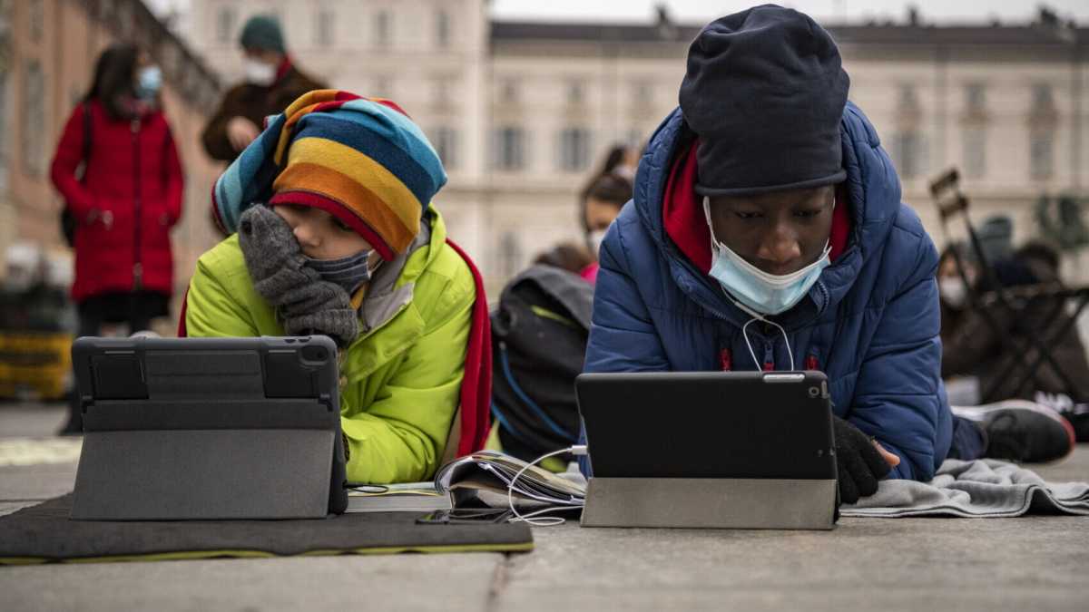 Immagine di La scuola oltre la lamentela