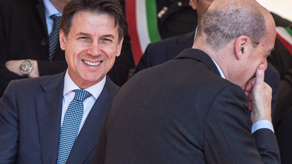 Immagine di Manzella vs Patuanelli. Dem vs Conte. Nuove scissioni in vista dal Pd?