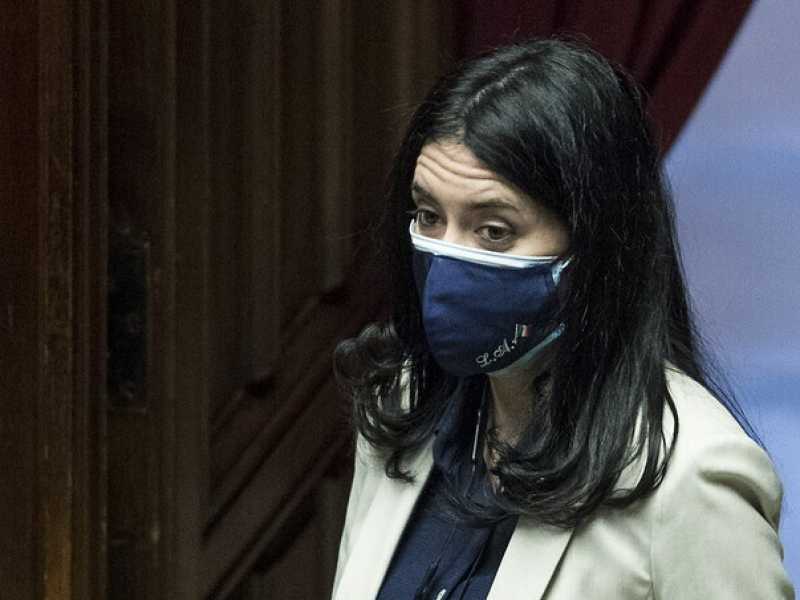 Lucia Azzolina condivide la critiche di Miozzo sull'incapacità del governo di proteggere la scuola