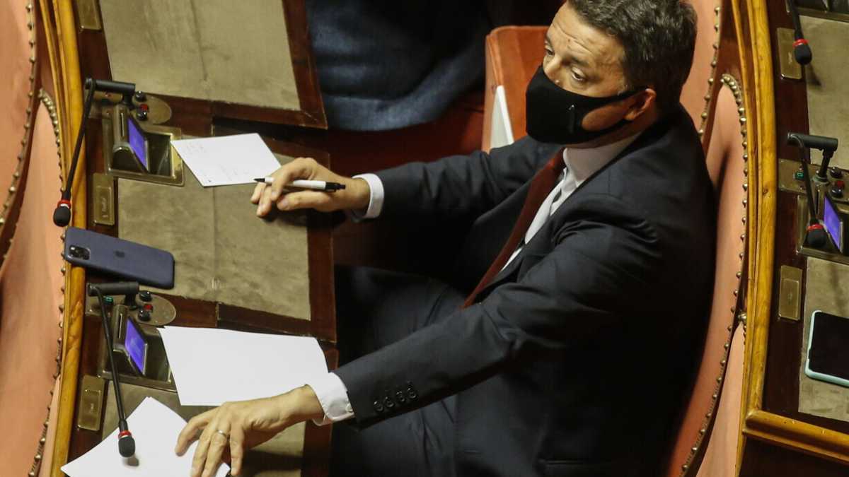 Immagine di Renzi striglia Conte: "Fermati o sarà crisi. Non chiediamo poltrone"