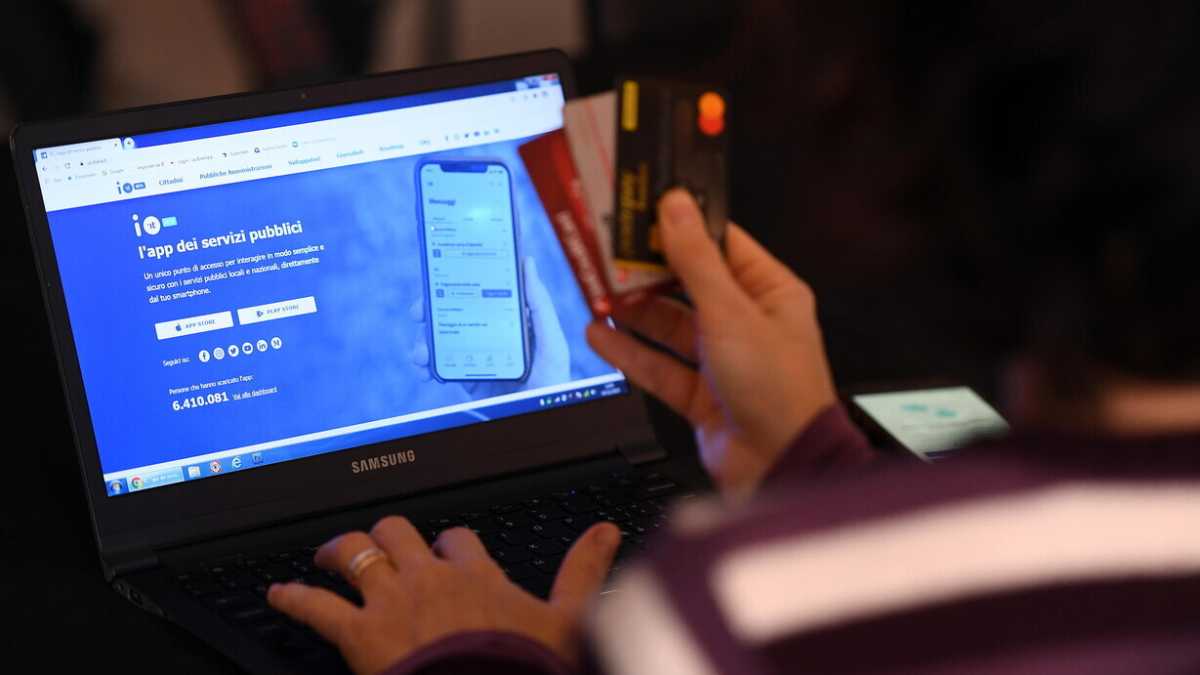 Immagine di Cosa c'è dietro il default tecnologico del cashback