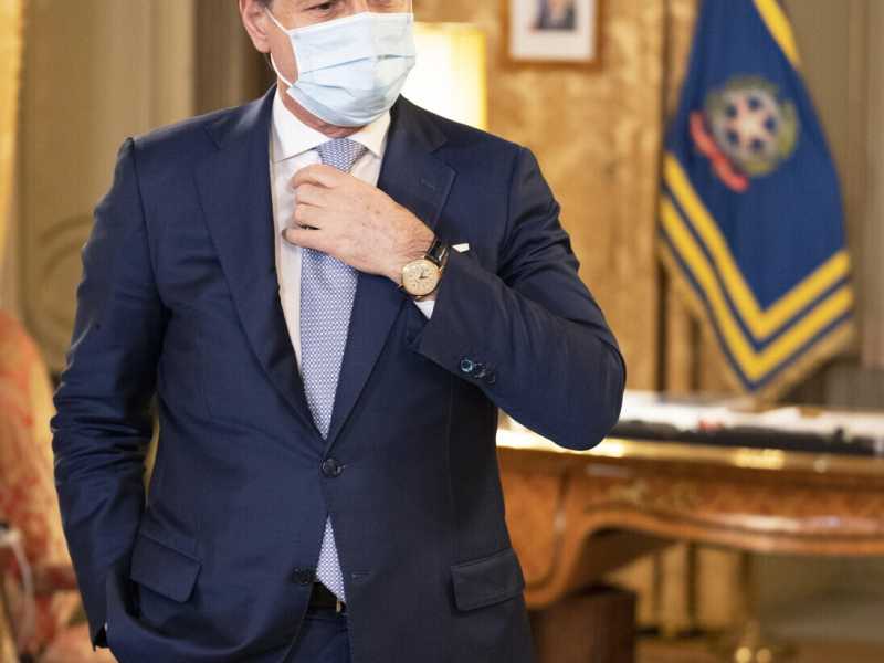 Due passi nel mistero Conte