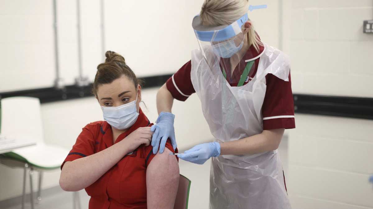 Immagine di Il vaccino anti Covid di Pfizer-Biontech è “un trionfo”: efficacia al 95 per cento