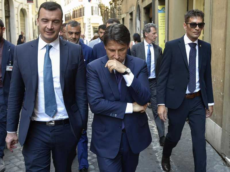 Il "full monty" di Casalino