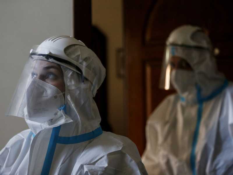 Unit&agrave; USCAR medici intervengono a domicilio per verificare le condizioni di salute dei pazienti (Foto Lapresse: Cecilia Fabiano)<br />&nbsp;<br />