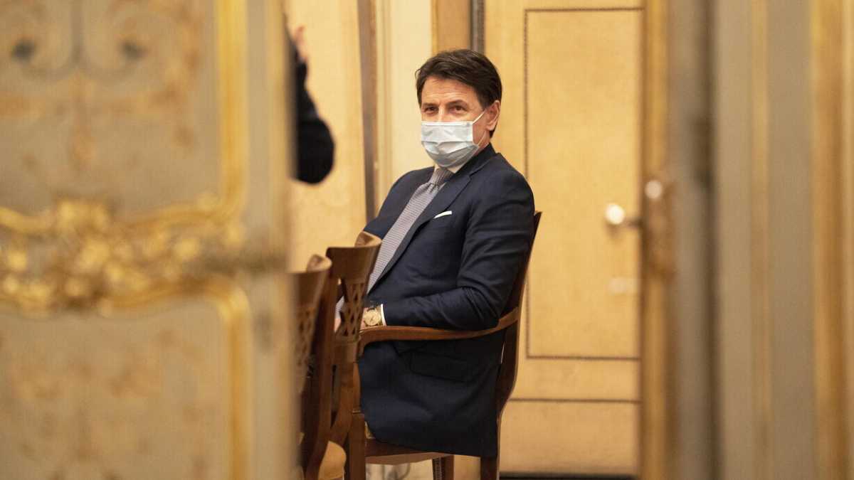 Immagine di Lockdown e verifica di governo, la zona rossa di Conte