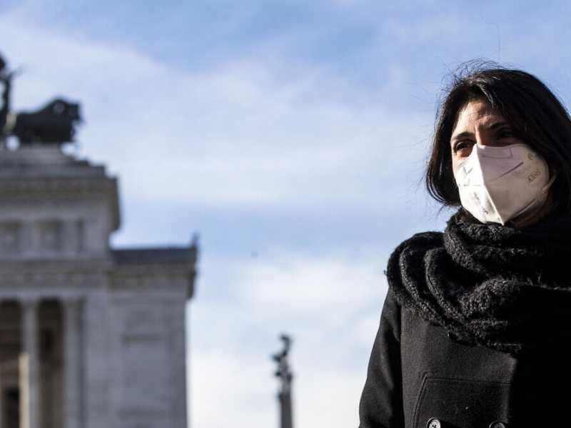 Caso Marra, la sentenza di Virginia Raggi slitta al 19 dicembre