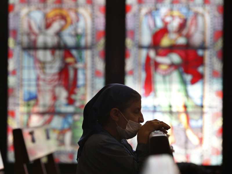 Perché i cattolici non cedono sulla messa