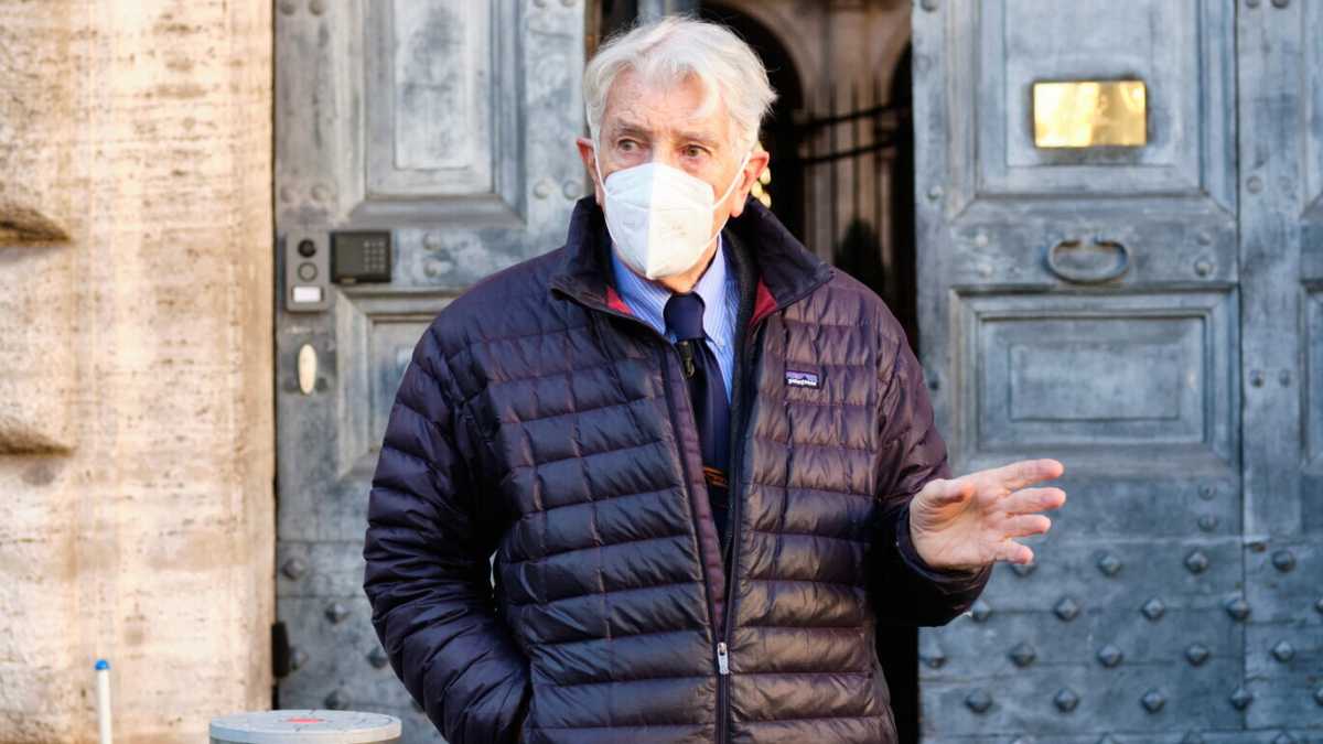 Immagine di Augias e la legion d'onore. Sappiamo perché l'ha restituita, ma perché l'ha avuta?